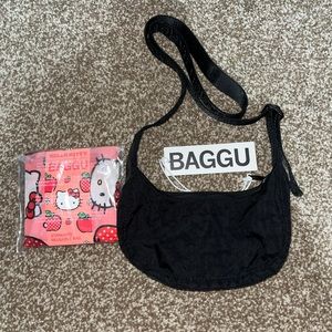 BAGGU Black Mini Nylon Crescent Bag + Standard Hello Kitty Apple Reusable